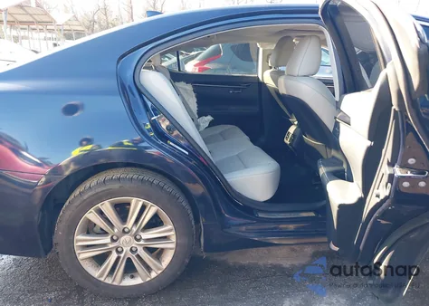 2015 Lexus Es 350 z USA, uszkodzony, nr VIN JTHBK1GG2F2155639